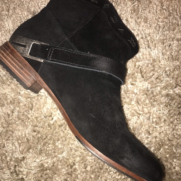 Ugg Boots - Picture 5 of 7